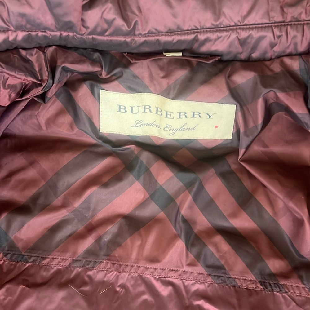 Burberry Puffer Coat - Picture 13 of 16